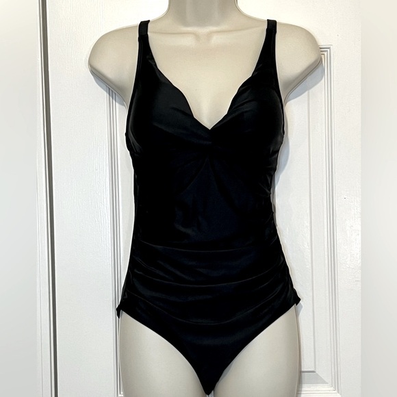 Smismivo Swimsuit One Piece, Tummy Control, Color Black, Size Small, NWT - Picture 1 of 10